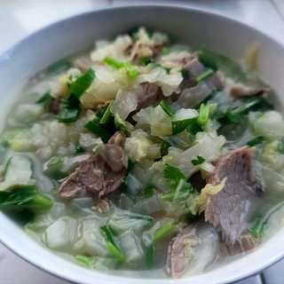 白菜丁羊肉汤
