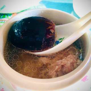 皮蛋肉饼汤