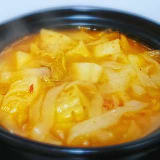 砂锅辣白菜冬瓜汤