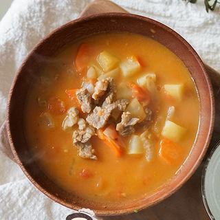 12个月以上番茄土豆牛肉汤