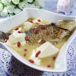 河鲫鱼豆腐汤