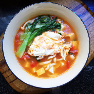白玉菇豆腐汤