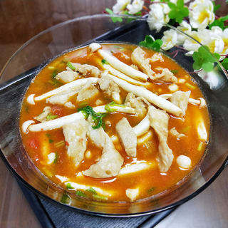 滑肉海鲜菇番茄汤