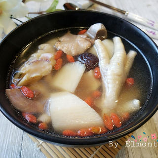 山药鸡脚响螺汤