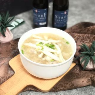 排骨松茸菇汤