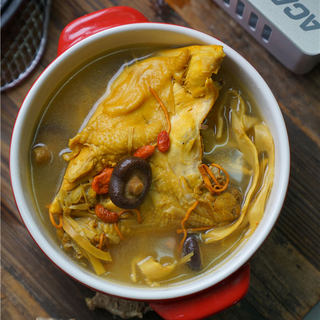 三珍鸡汤