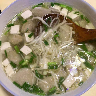 金针菇肉丸汤