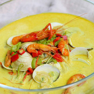 东南亚咖喱海鲜汤