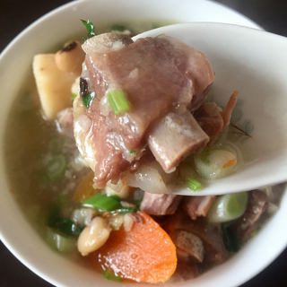 暖胃羊肉汤