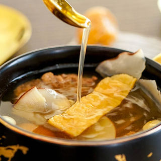 海底椰鳄鱼肉汤！止咳润肺气管炎必备~