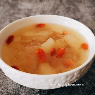 梨子银耳汤