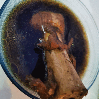 鸡骨草熟地炖筒骨汤