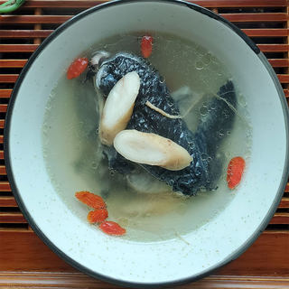 竹丝鸡人参汤