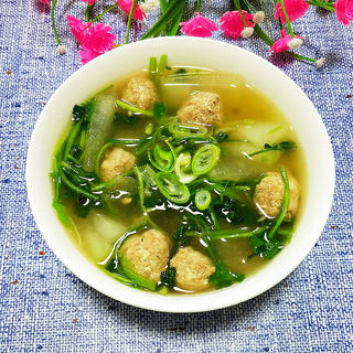 冬瓜香菜汆丸子