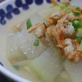 清火祛湿又消肿减脂的冬瓜金钩虾米汤