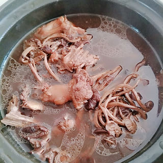 茶树菇老鸭汤