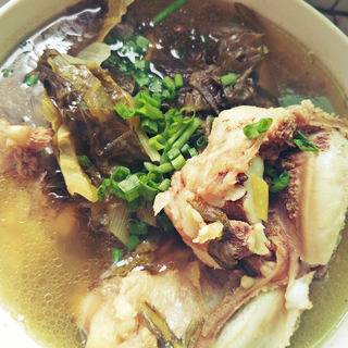 酸菜大骨汤