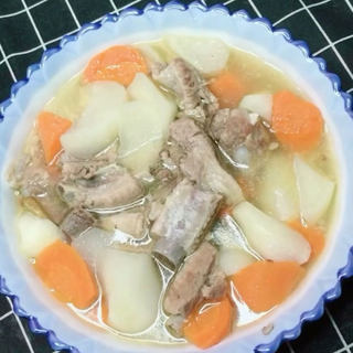 萝卜排骨汤
