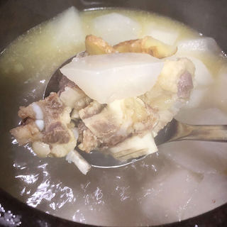 清炖牛排骨萝卜汤