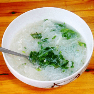 萝卜条粉丝汤