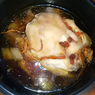虫草花炖鸡汤