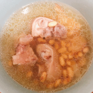 猪脚黄豆汤