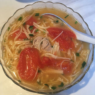 番茄肉片金针菇汤