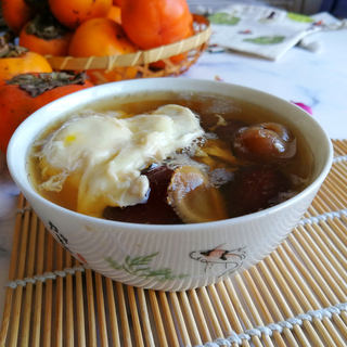 西洋参桂圆红枣蛋汤