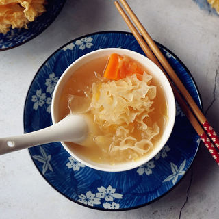 银耳玉米鸡汤
