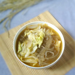 红薯粉皮白菜汤