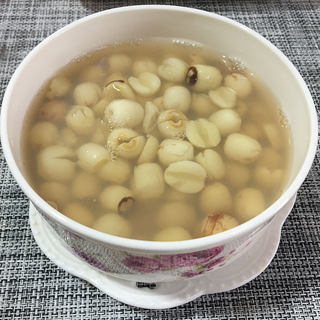 冰糖莲子汤