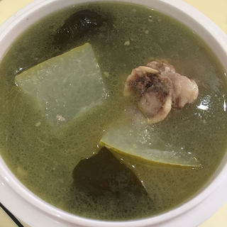 海带冬瓜筒骨汤