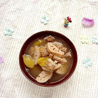 莲藕苹果排骨汤