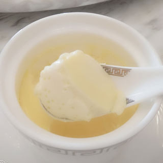 牛奶蒸蛋
