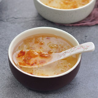 桃胶雪燕羹
