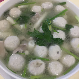 白玉菇瘦肉肉丸汤