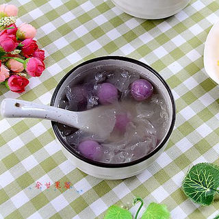 紫薯汤圆银耳羹