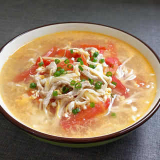 金针菇蕃茄肉丝汤