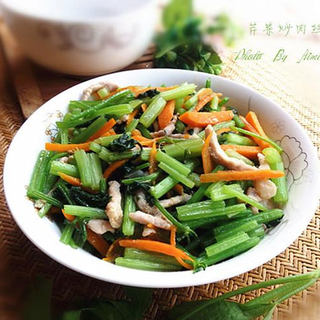 芹菜炒肉丝