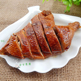 卤鸭腿