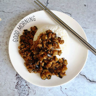 肉末茄子盖饭
