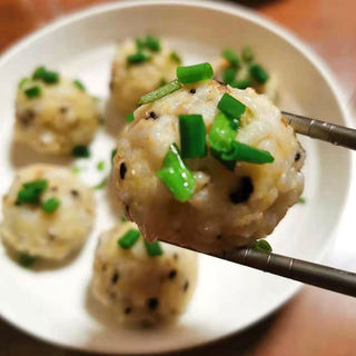 米饭丸子