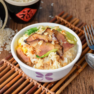 腊肉煲仔饭