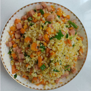 粒粒香炒饭