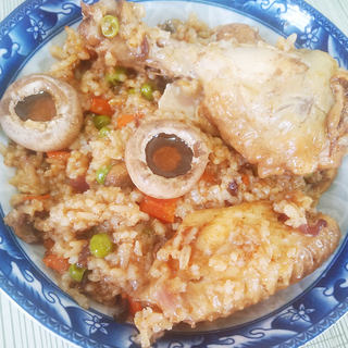 鸡肉焖饭