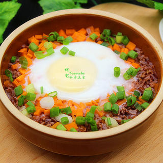 太阳蛋红米蒸饭