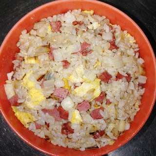 鸡蛋火腿炒饭