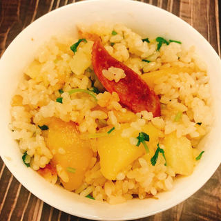 腊味土豆焖饭