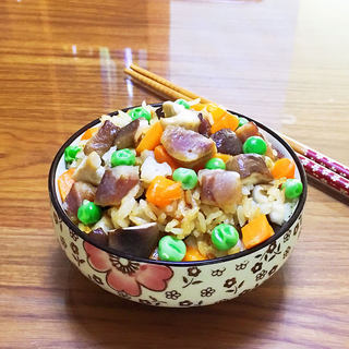 腊肠青豆焖饭