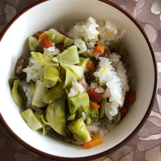 青笋胡萝卜香肠焖饭